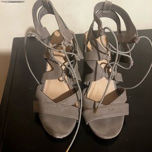 Women’s sandals
